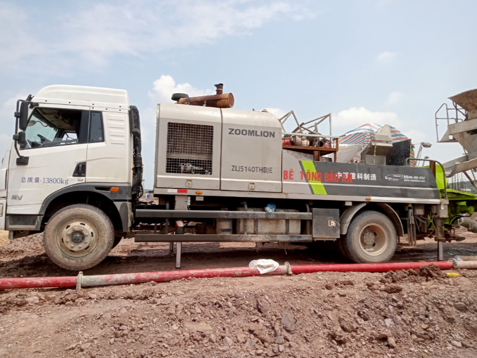 Một số hình ảnh thiết bị bơm bê tông